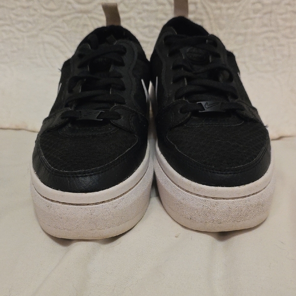 Nike Court Vision Alta Black White Sneakers Tennis shoes Women's 6.5 Classic - Picture 2 of 11